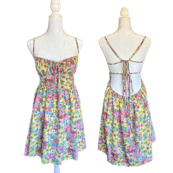 Allover Floral Print Knot Front Ruched Bust Tie Backless Cami Dress - Picture 2 of 15